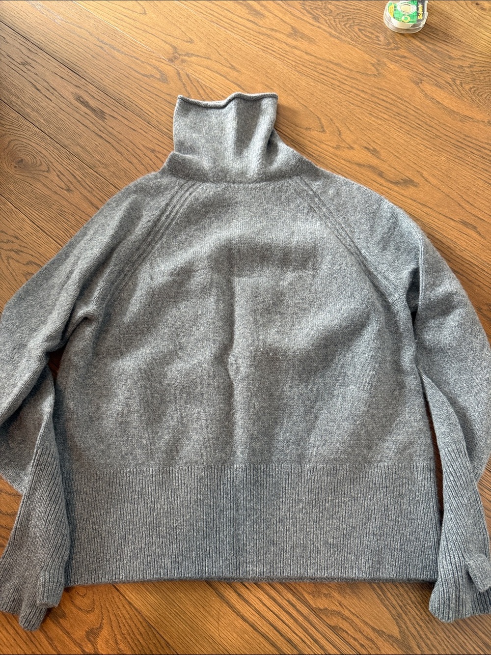 Cos Gray Turtleneck cashmere Sweater - Classic Cozy Knit